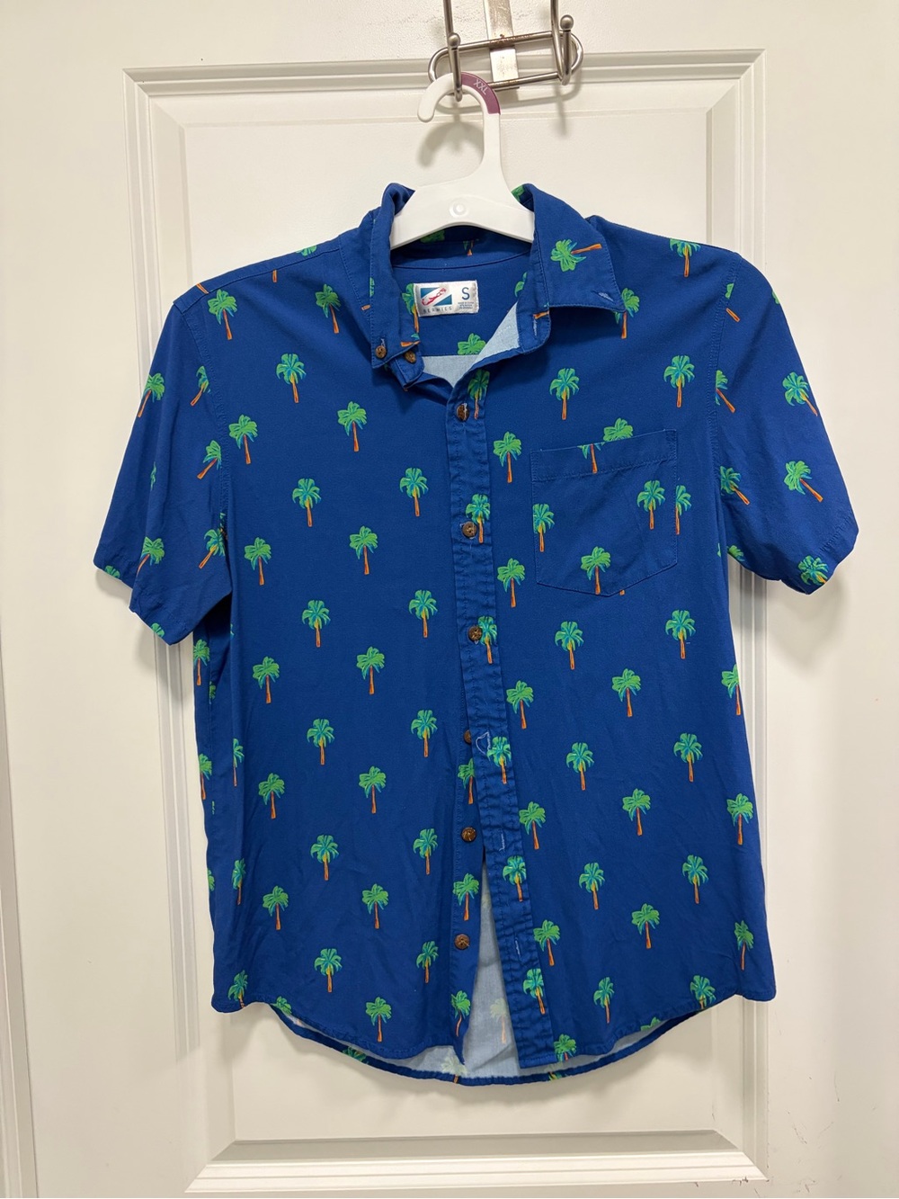 Bermies Blue Palm-Print Short Sleeve Button-Up Shirt - S